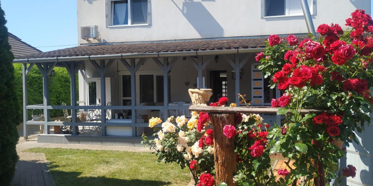Villa Harmonia Gyula Exterior foto